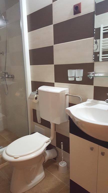 Casa Alex Hotel Târgu Jiu Room photo