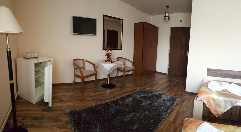 Casa Alex Hotel Târgu Jiu Room photo